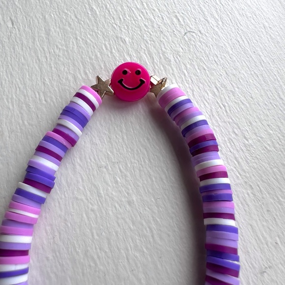 Handmade colorful clay bead bracelet gold tone stars pink smiley face stretch - Picture 6 of 6